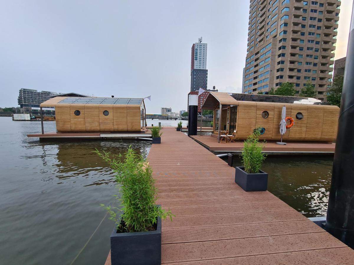 Vila Wikkelboat Nr1 At Floating Rotterdam Rijnhaven Exteriér fotografie